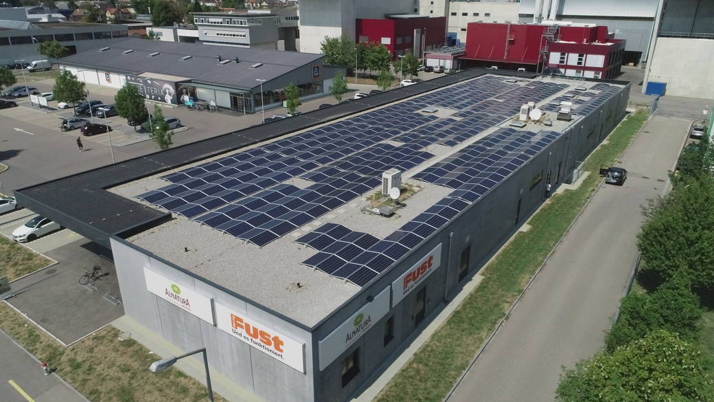 Photovoltaikanlage: IP Gewerbe Immobilien AG